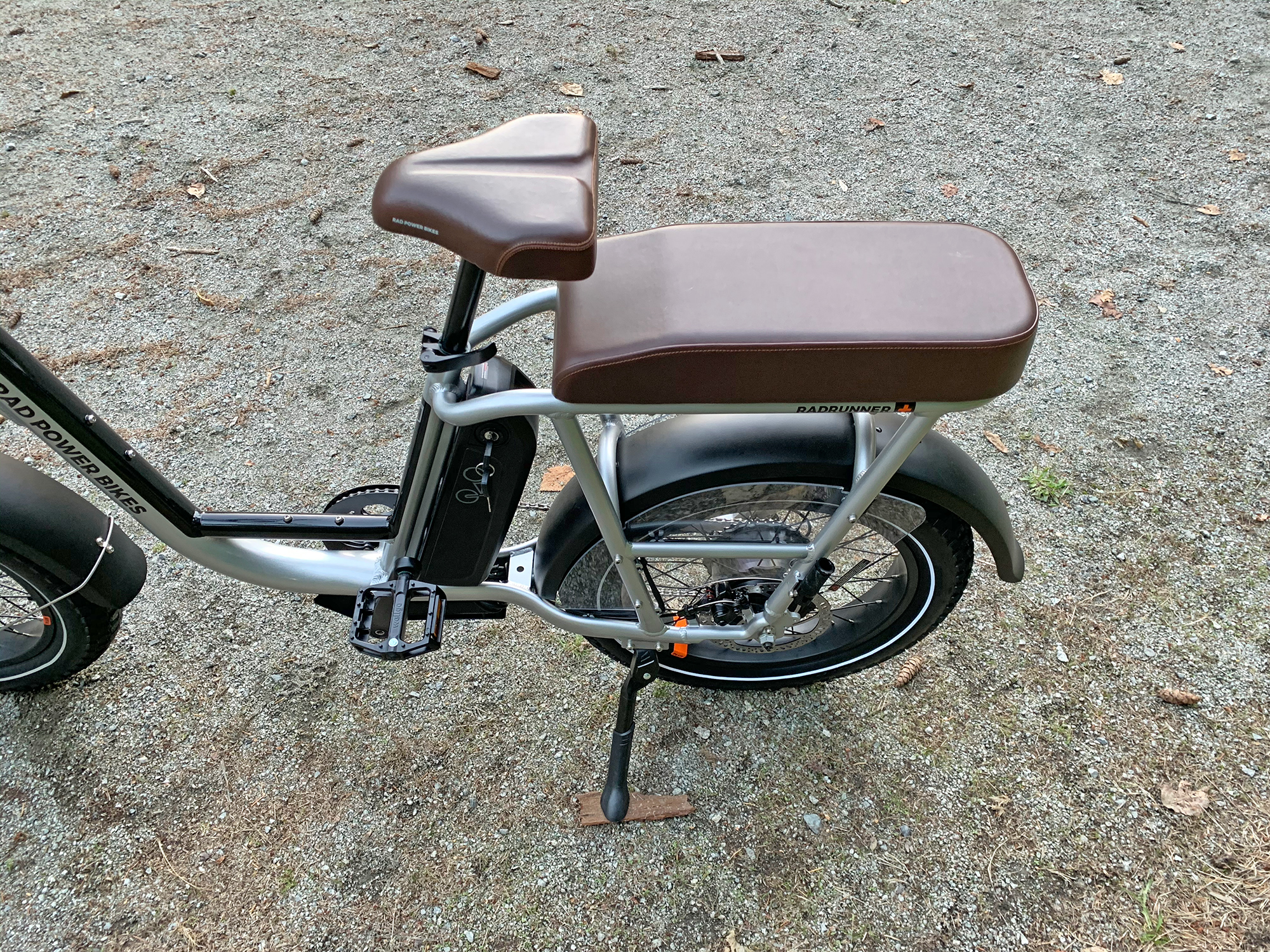 radrunner kickstand